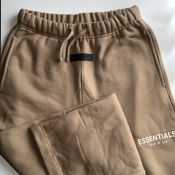 ESSENTIALS Brown relaxed lounge pants (kids) - Picture 2 of 3